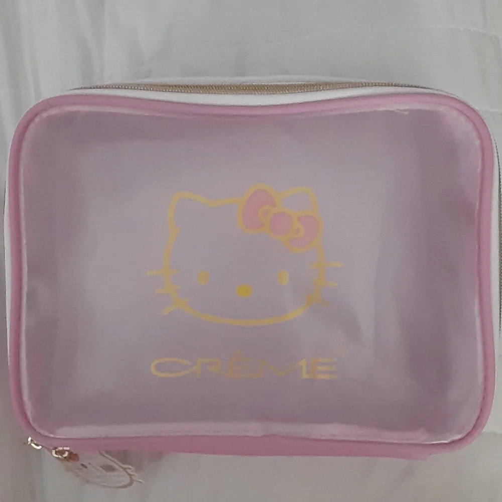 Creme Shop X Hello Kitty Beauty Travel Case - Picture 1 of 7